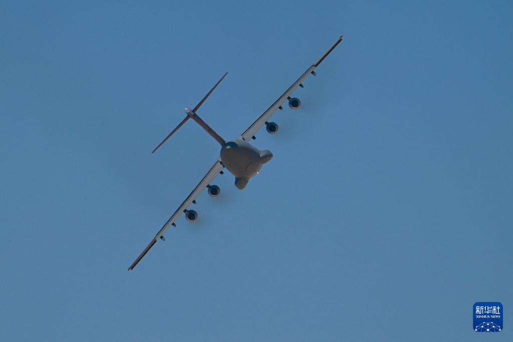 中国空军亮相埃及航展 运-20进行飞行展示(图8)