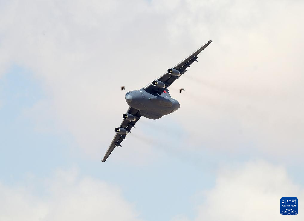 中国空军亮相埃及航展 运-20进行飞行展示(图13)