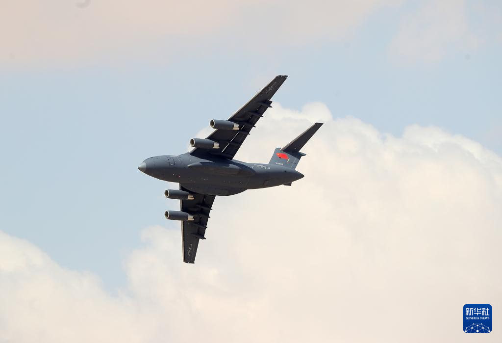 中国空军亮相埃及航展 运-20进行飞行展示(图12)