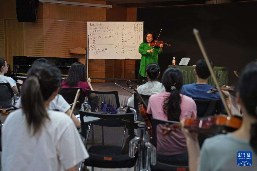 2024上海市民艺术夜校秋季班开学(图5) 2024上海市民艺术夜校秋季班开学(图5)