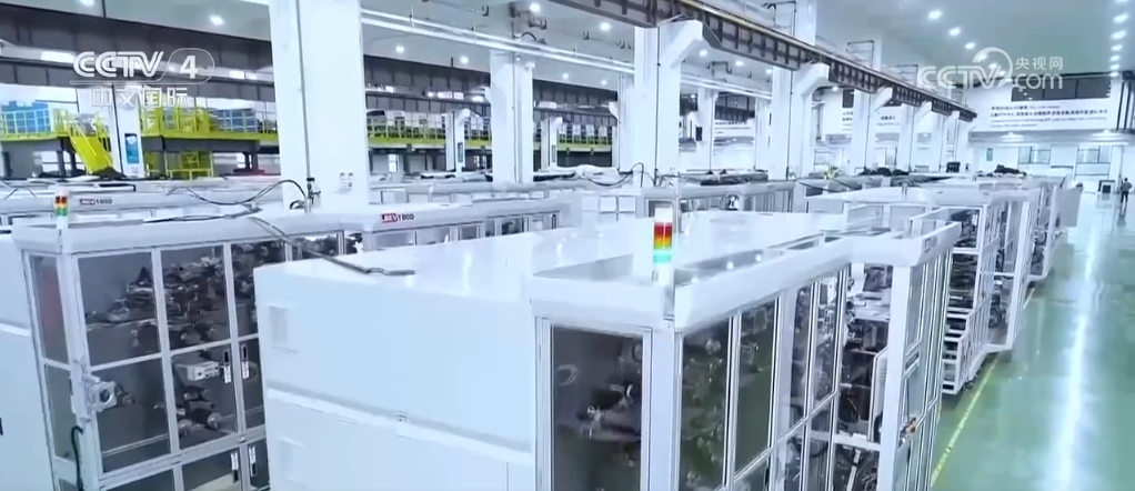 从“万物互联”向“万物智联” 中国推进移动物联网“快进”赋能千行百业(图2) 从“万物互联”向“万物智联” 中国推进移动物联网“快进”赋能千行百业(图2)